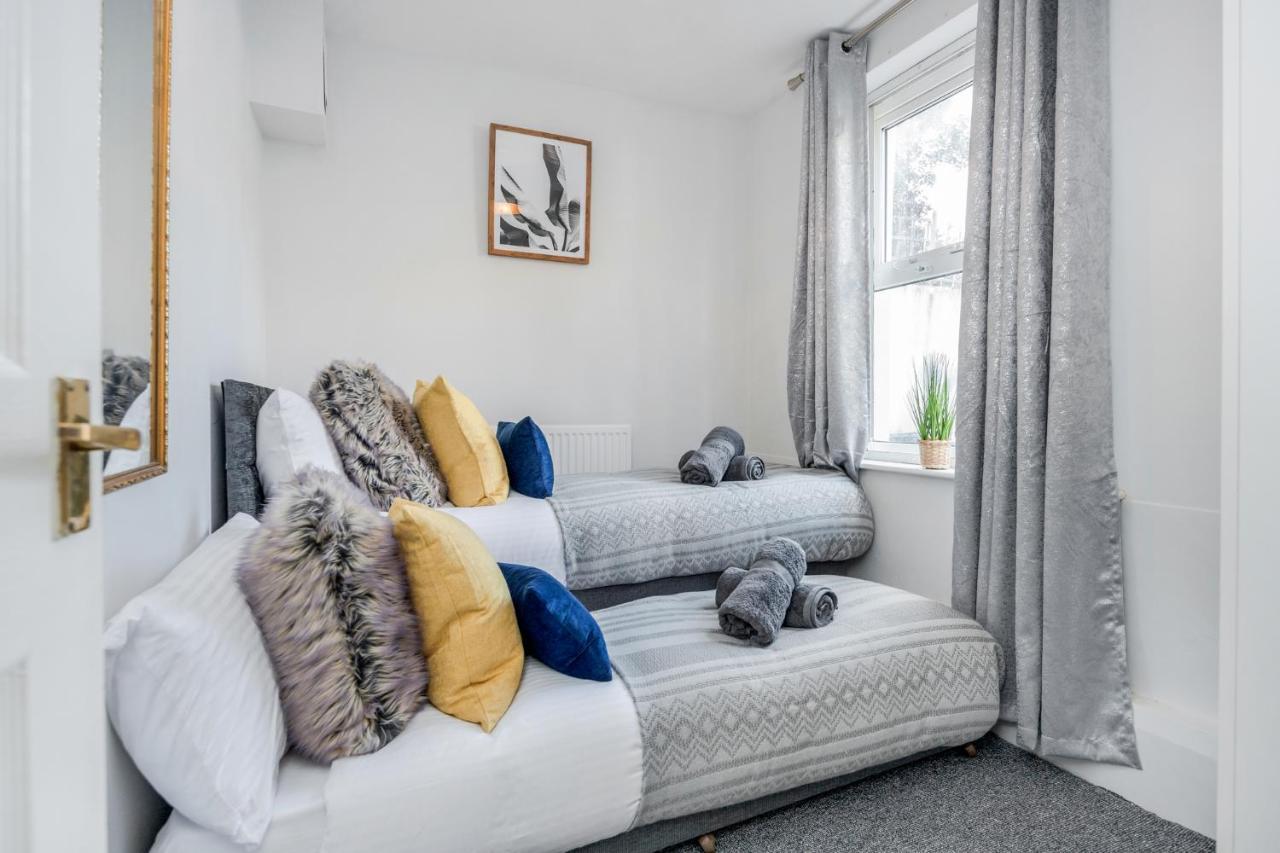 Stunning 2-Bed Apt - Free Parking - Camden - Central - Zoo - Shop - Events London Exteriör bild