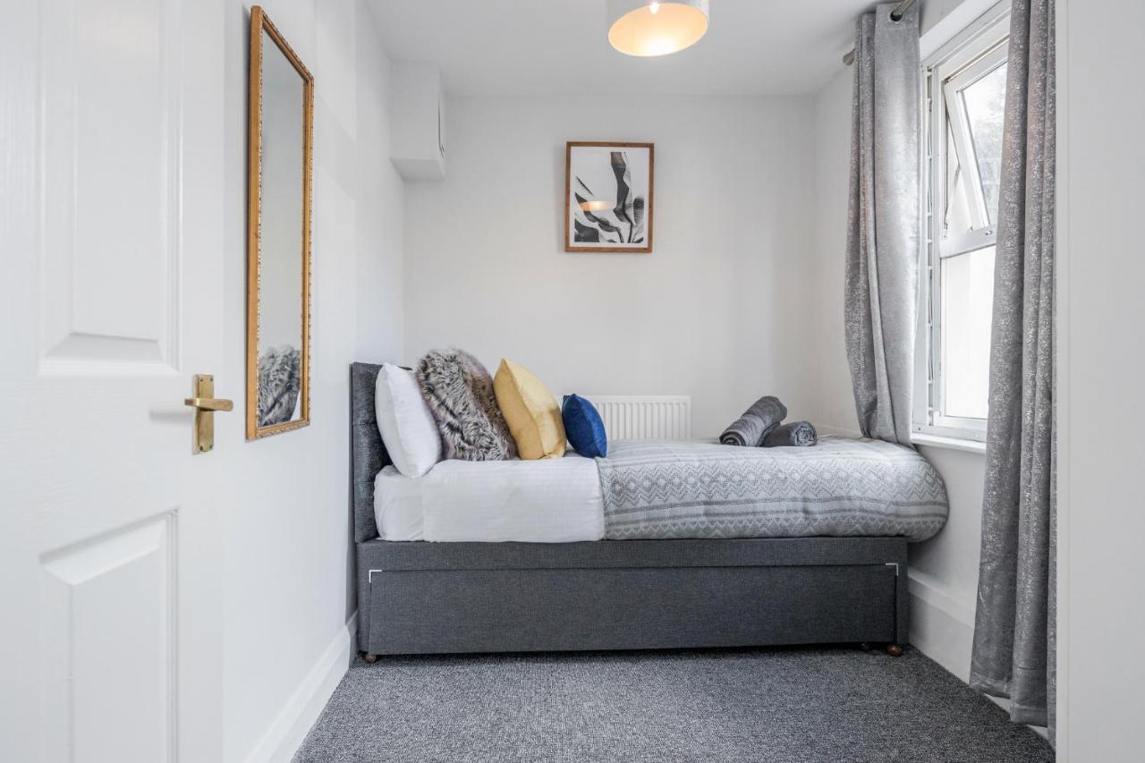 Stunning 2-Bed Apt - Free Parking - Camden - Central - Zoo - Shop - Events London Exteriör bild