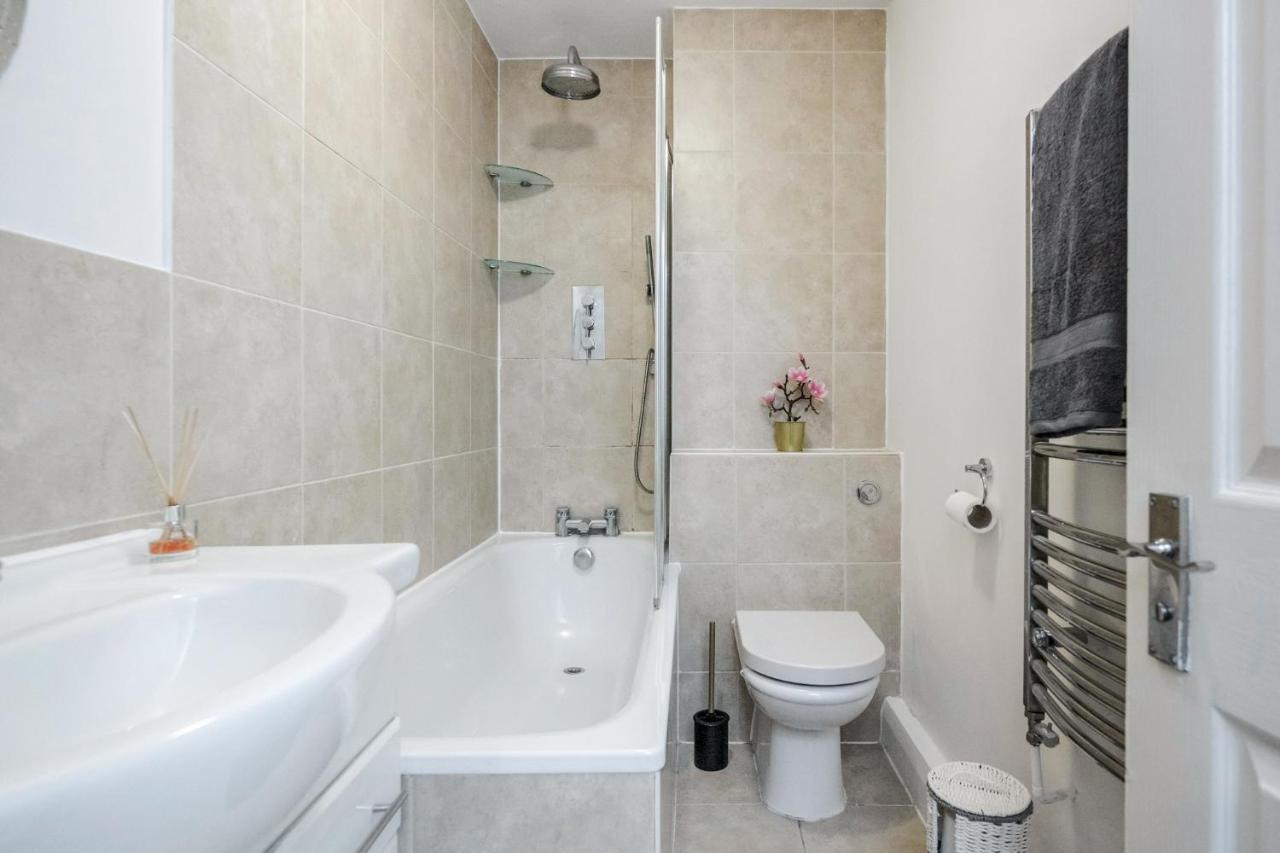 Stunning 2-Bed Apt - Free Parking - Camden - Central - Zoo - Shop - Events London Exteriör bild
