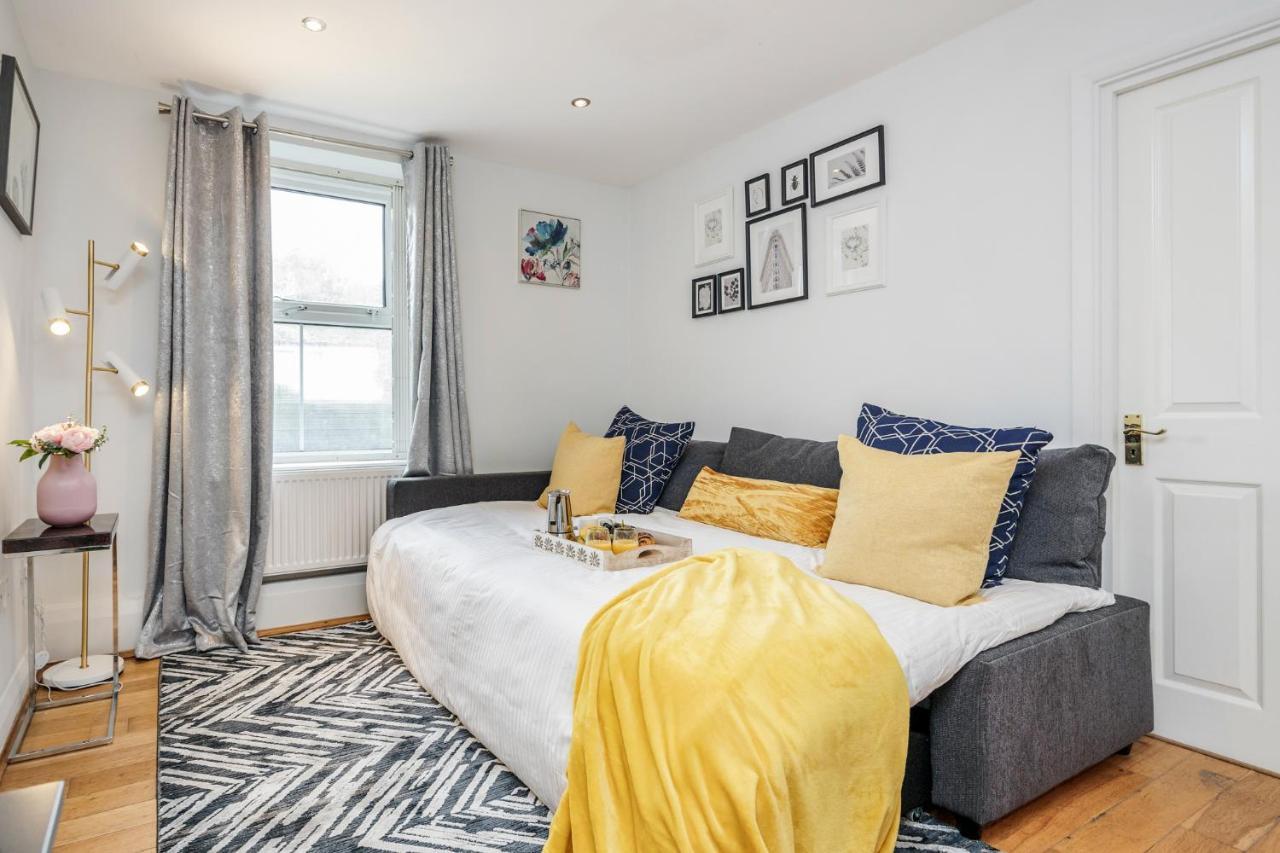 Stunning 2-Bed Apt - Free Parking - Camden - Central - Zoo - Shop - Events London Exteriör bild